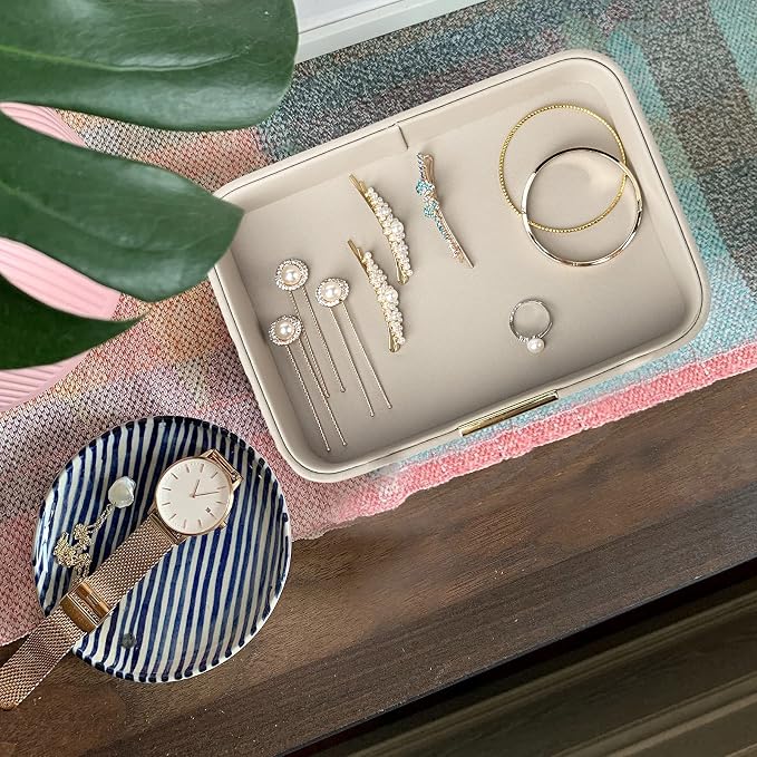 SANZIE Luxury Leather Tray Organizer Valet Tray Key Tray for Entryway Table Desktop Storage Catchall Tray Decorative Tray for Jewelry Keys Wallet Phone Watch (Metal Gilded, Grey)