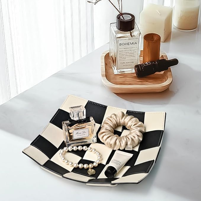 MSJGA Black and White Checkered Valet Tray PU Leather Key Holder Bowl for Women and Men Entryway Table Nightstand Desk Tray for Wallet, Keys Men's Gift - 9.8" L x 9.8" W x 2" H
