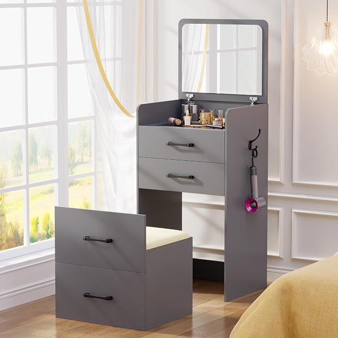 Gurexl 3 in 1 Vanity Desk with Flip Top Mirror,Small Compact Vanity with Visible Glass Desktop,Makeup Vanity Set with 3 Drawers,Cushioned Stool,Dressing Table for Bedroom,Grey