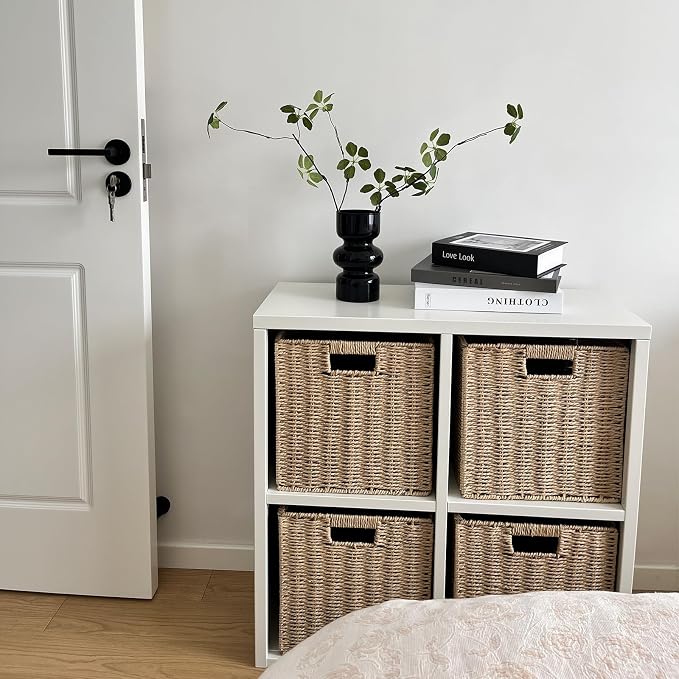 IRONMIX Metal 4 Cube Storage Organizer with 2 Storage Basket, Short Bookshelf with Storage, Horizontal Bookshelf, 2 Tier Open Bookcase Cube Shelf for Home Office Library (White, 700 with Basket)