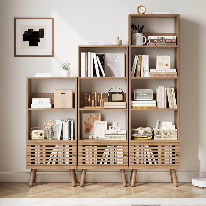 Furnify Small Narrow Corner Bookcase, 55" H Mid-Century Modern Bookshelf with Slatted Door, 4 Cube Bookcase with Open Shelf, Display Storage Cabinet for Living Room, Home Office, Oak